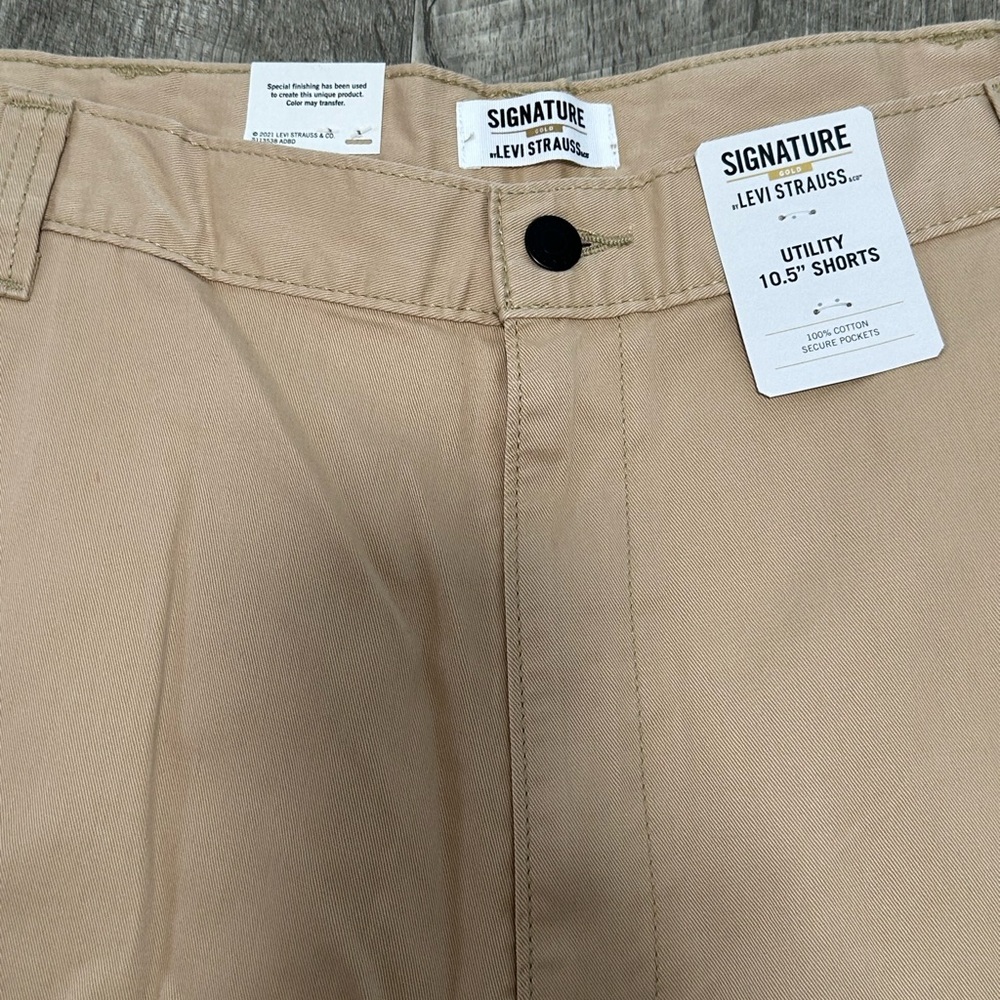 Men's Levi's Levi Strauss 40 XL Chino Khakis Cargo Utility Shorts Khaki NWT - Picture 6 of 9